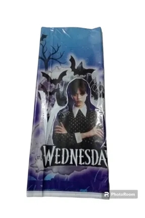 Toptan%20Plastik%20Masa%20Örtüsü%20Wednesday