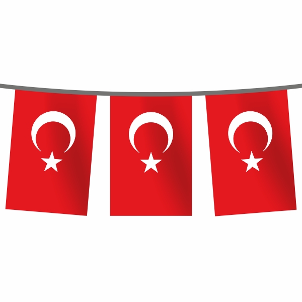 Toptan%20İpe%20Dizili%20Türk%20Bayrağı%20Orta%20Boy