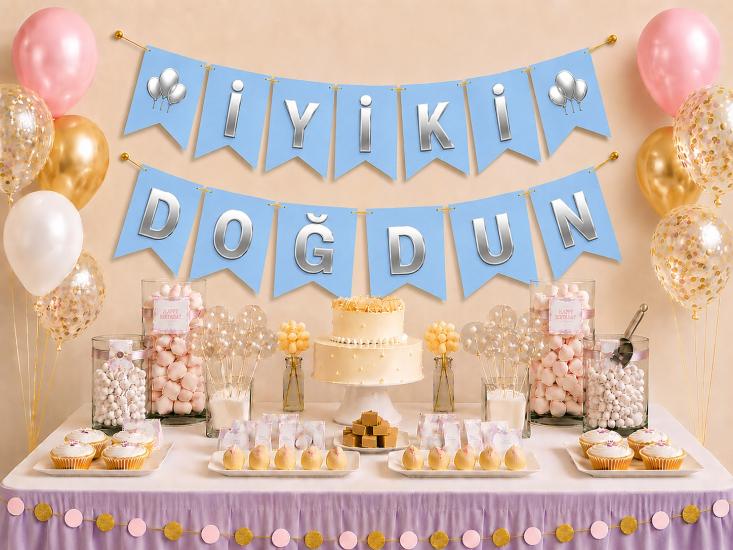 Toptan Mavi Üzeri Gümüş İyi Ki Doğdun Banner