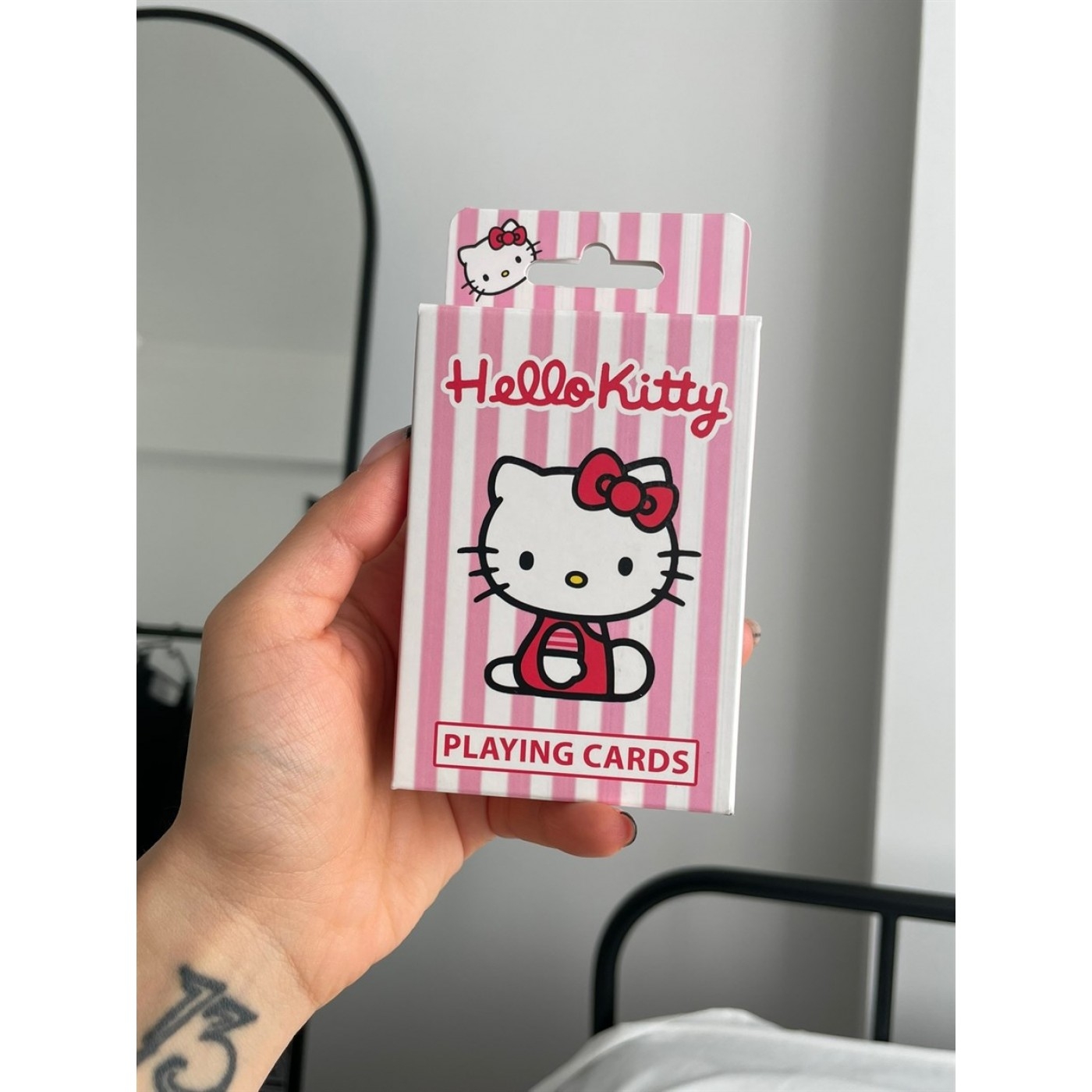 Toptan%20Hello%20Kitty%20İskambil%20Kartı