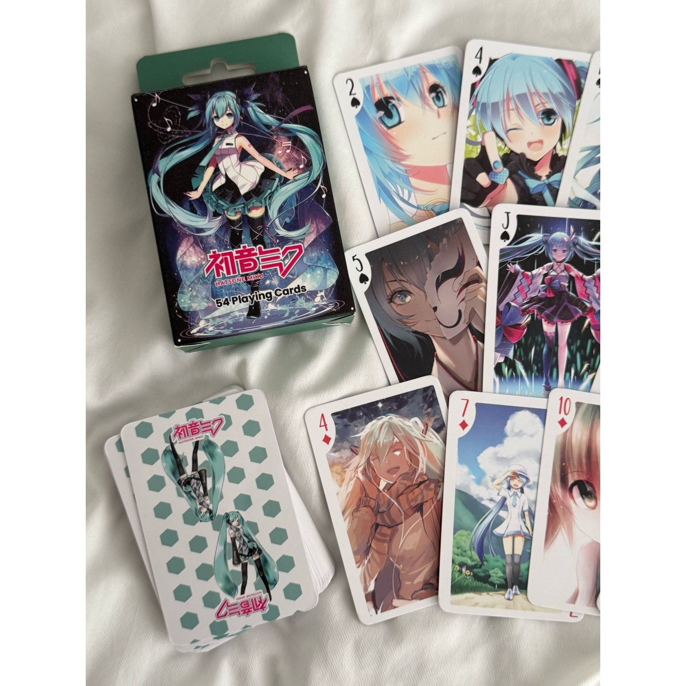 Toptan%20Anime%20Hatsune%20Miku%20İskambil%20Kartı