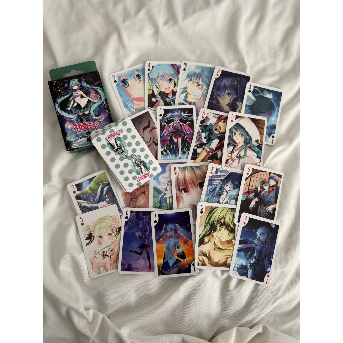 Toptan%20Anime%20Hatsune%20Miku%20İskambil%20Kartı